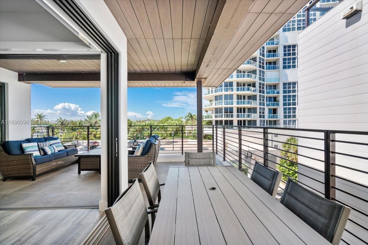332 Balboa St, Hollywood, FL 33019 Photo