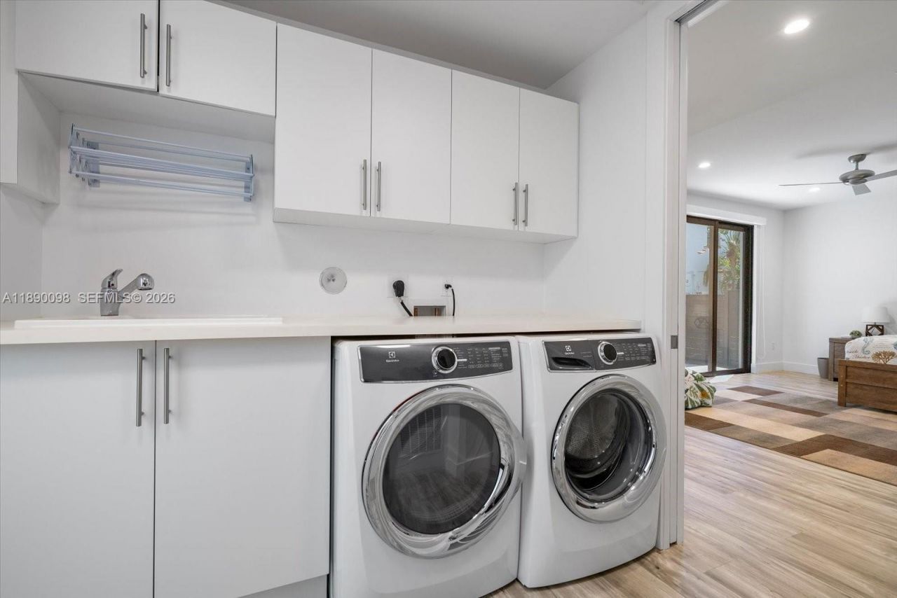 332 Balboa St, Hollywood, FL 33019 Photo