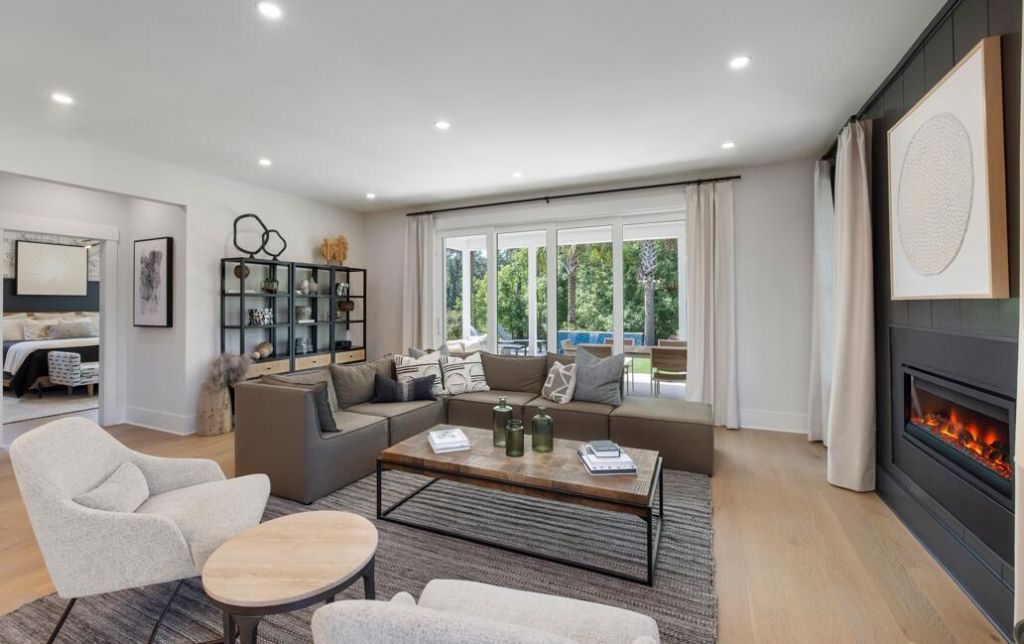 237 Newsday Street Photo 4