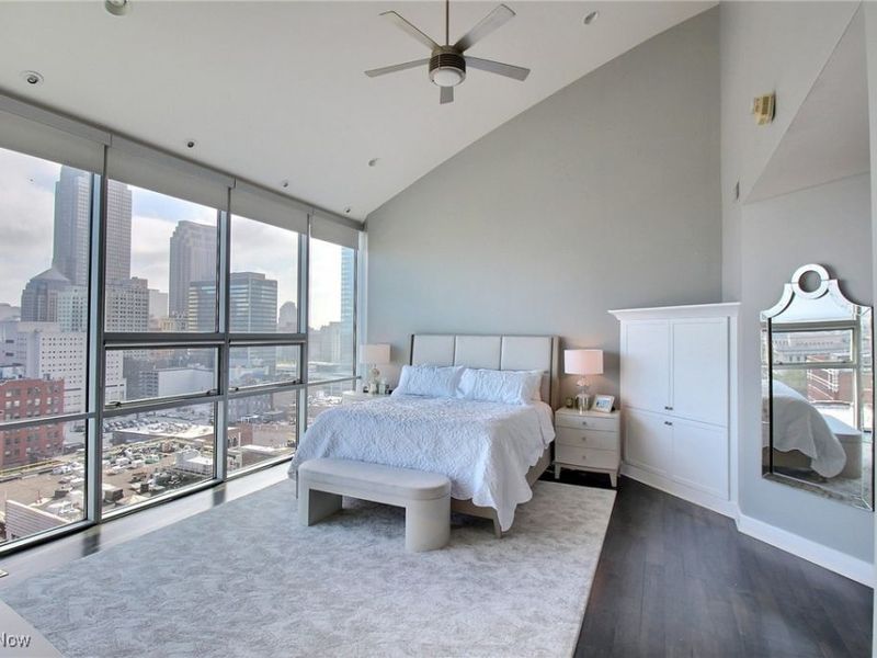 701 W Lakeside Avenue, Unit 1301, Cleveland, OH 44113 Photo 13