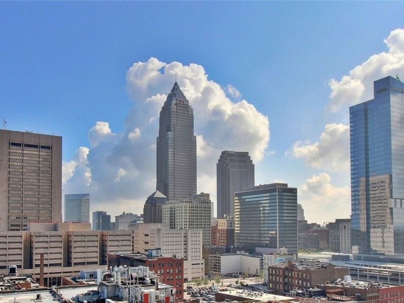 701 W Lakeside Avenue, Unit 1301, Cleveland, OH 44113 Photo 3