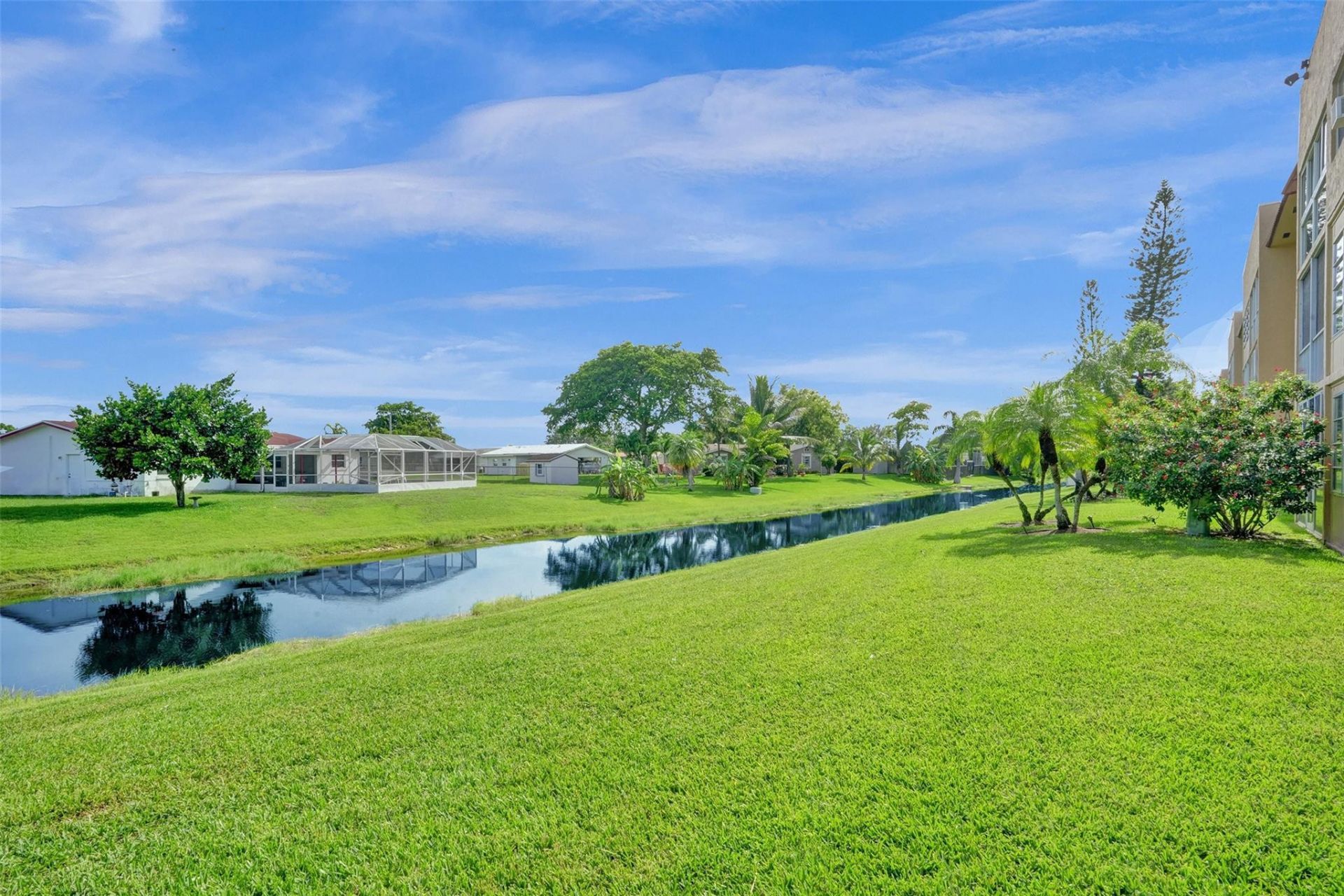 6570 Royal Palm Boulevard, Unit 210j, Margate, FL 33063 Photo