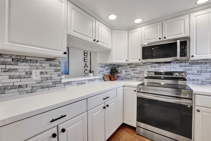 6570 Royal Palm Boulevard, Unit 210J, Margate, FL 33063 Photo