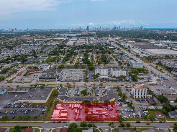 18352 NW 2nd ave, Miami Gardens, FL 33169