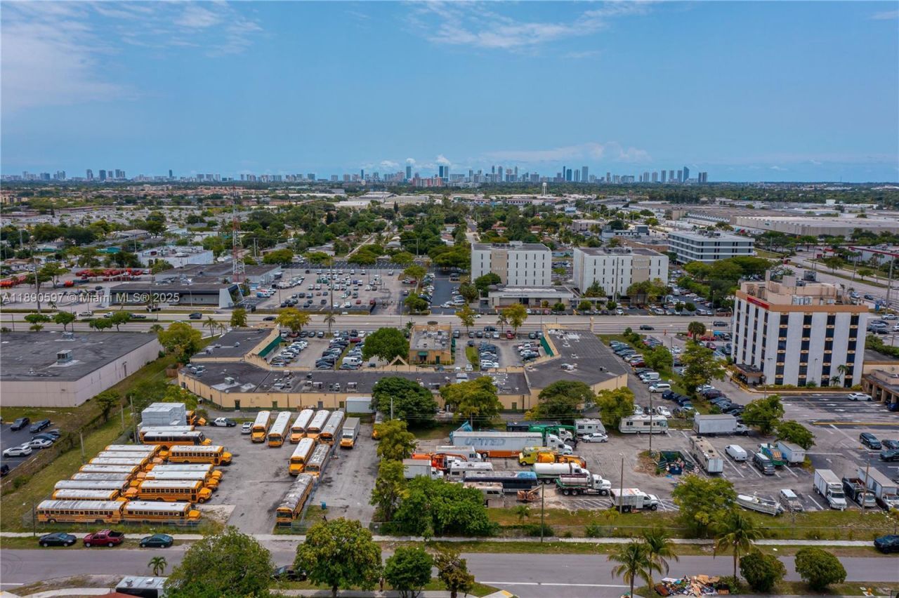 18352 NW 2nd Ave, Miami Gardens, FL 33169 Photo