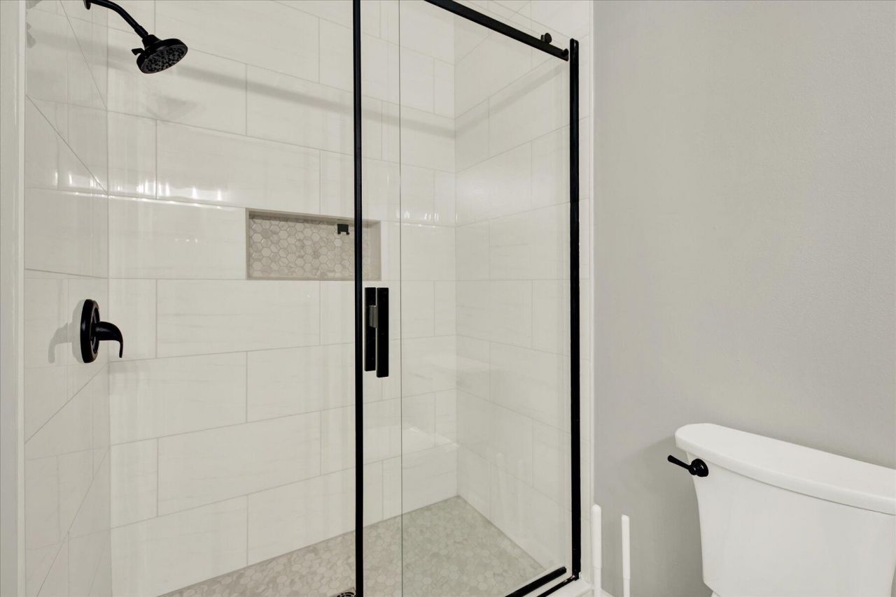 1634 Telfair Way Photo 13