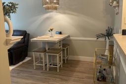 1634 Telfair Way photo 4