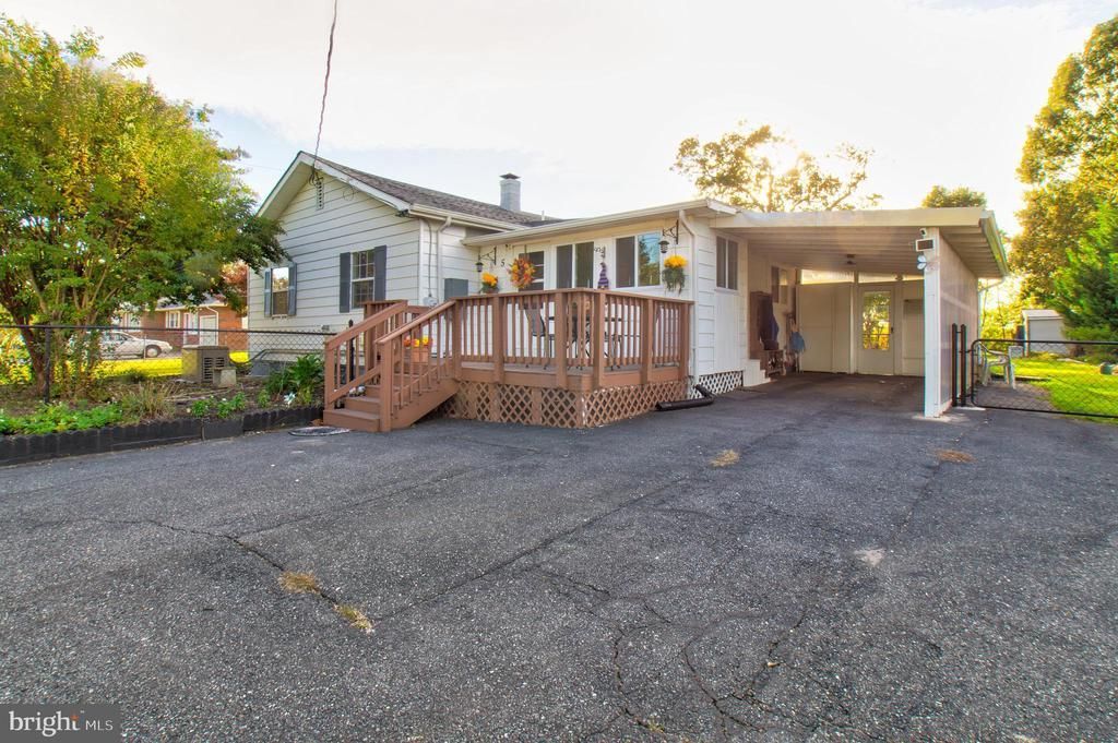 5 Holly Avenue, Bridgeton, NJ 08302 Main Photo