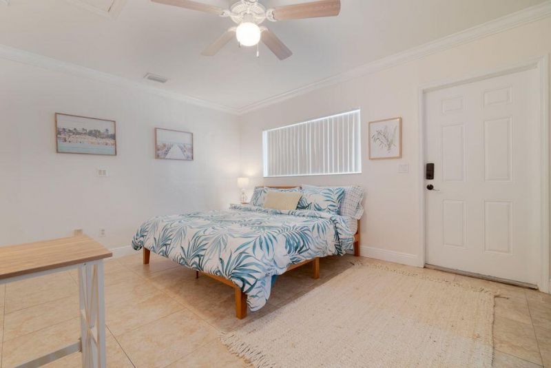 951 Green Street, West Palm Beach, FL 33405 Photo