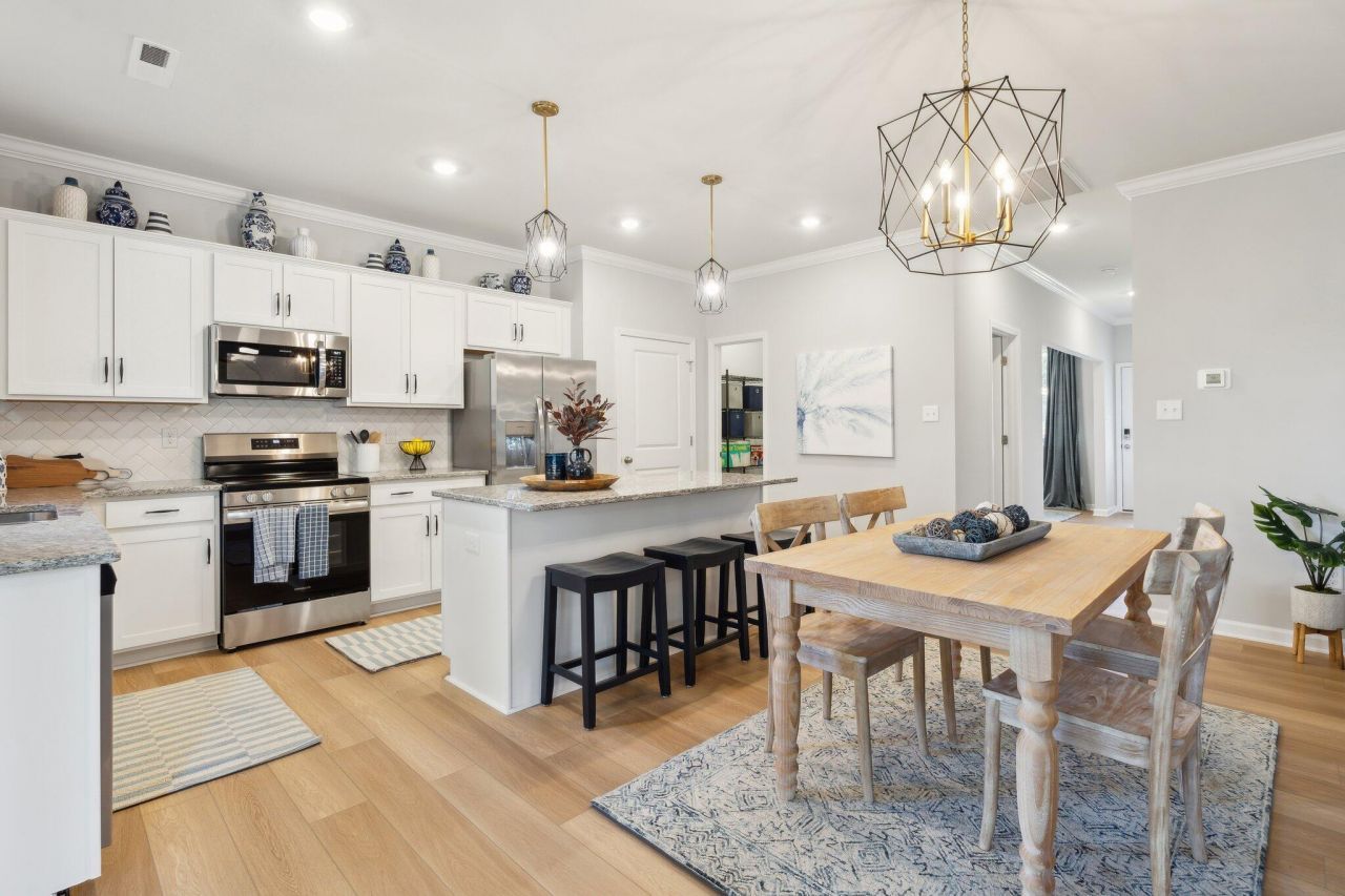 147 Casein Street Photo 2