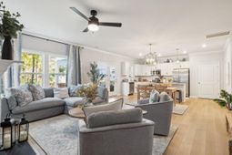 147 Casein Street photo 4