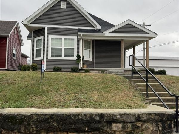 139 W 10th Avenue 1010 Stubbins, Bowling Green, KY 42101