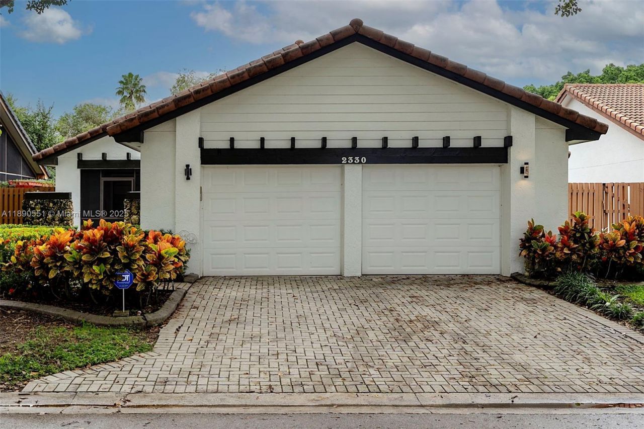 2330 Dover, Weston, FL 33326 Photo