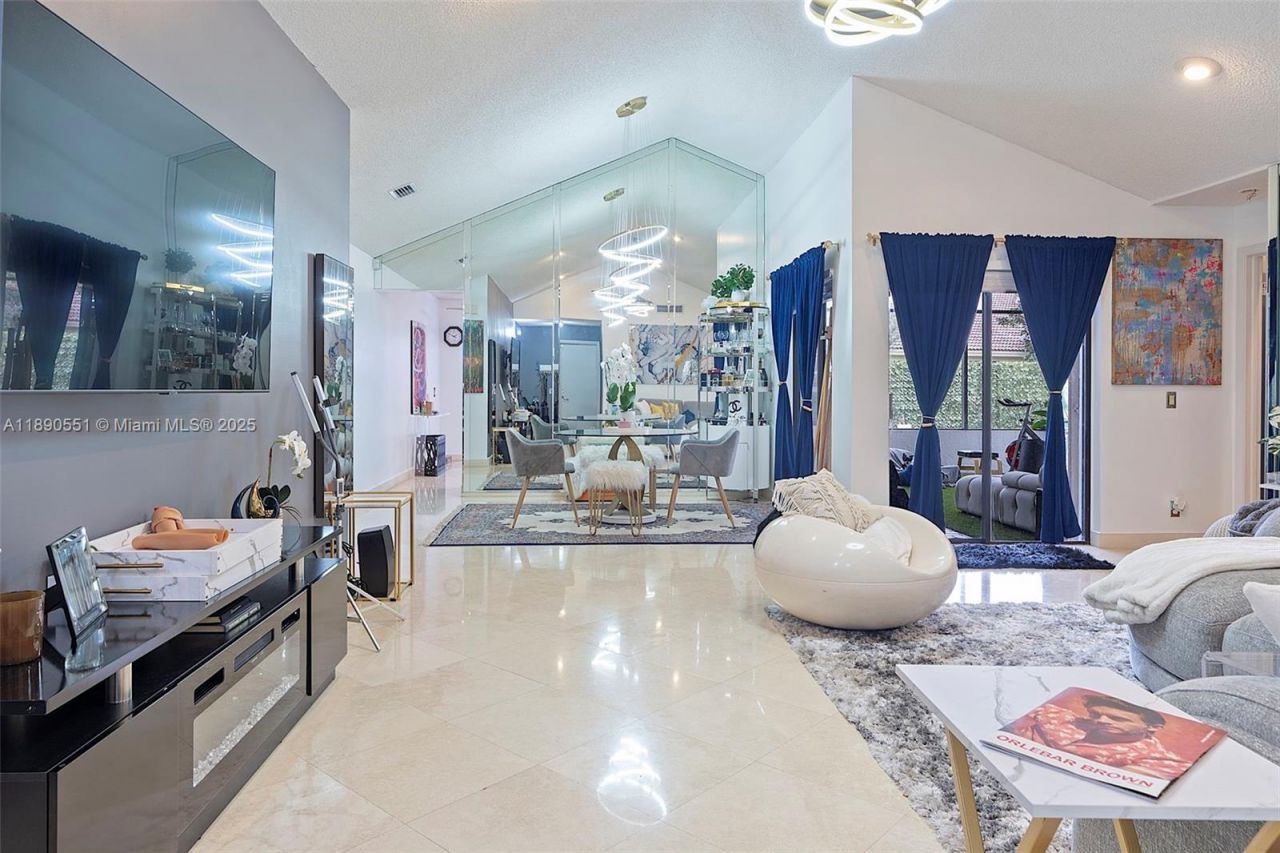 2330 Dover, Weston, FL 33326 Photo