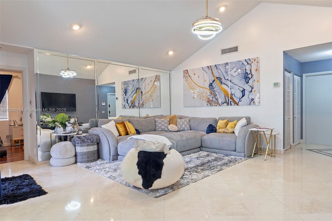 2330 Dover, Weston, FL 33326 Photo