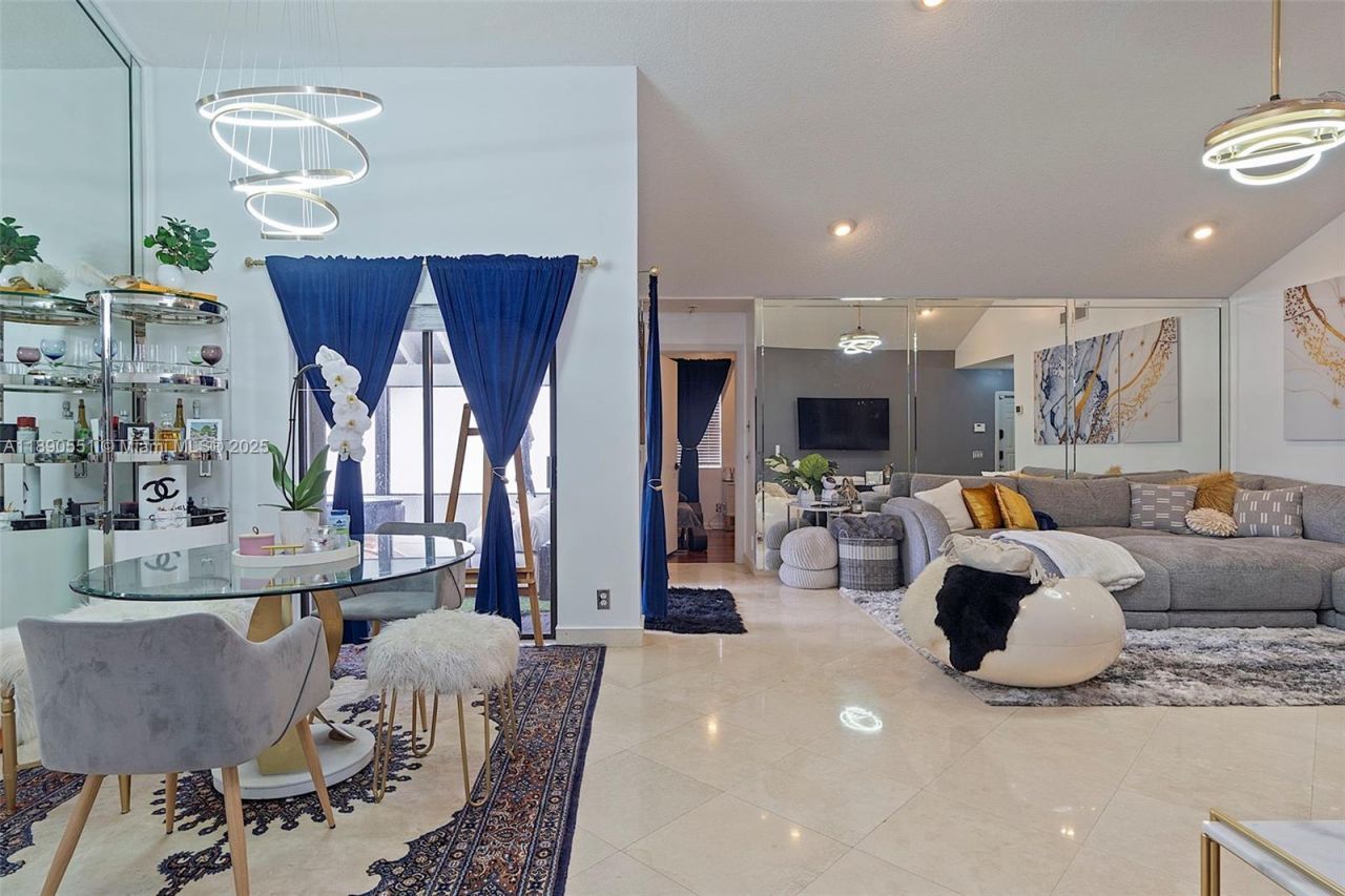 2330 Dover, Weston, FL 33326 Photo