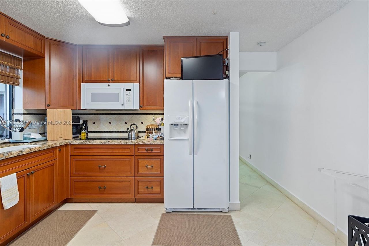 2330 Dover, Weston, FL 33326 Photo