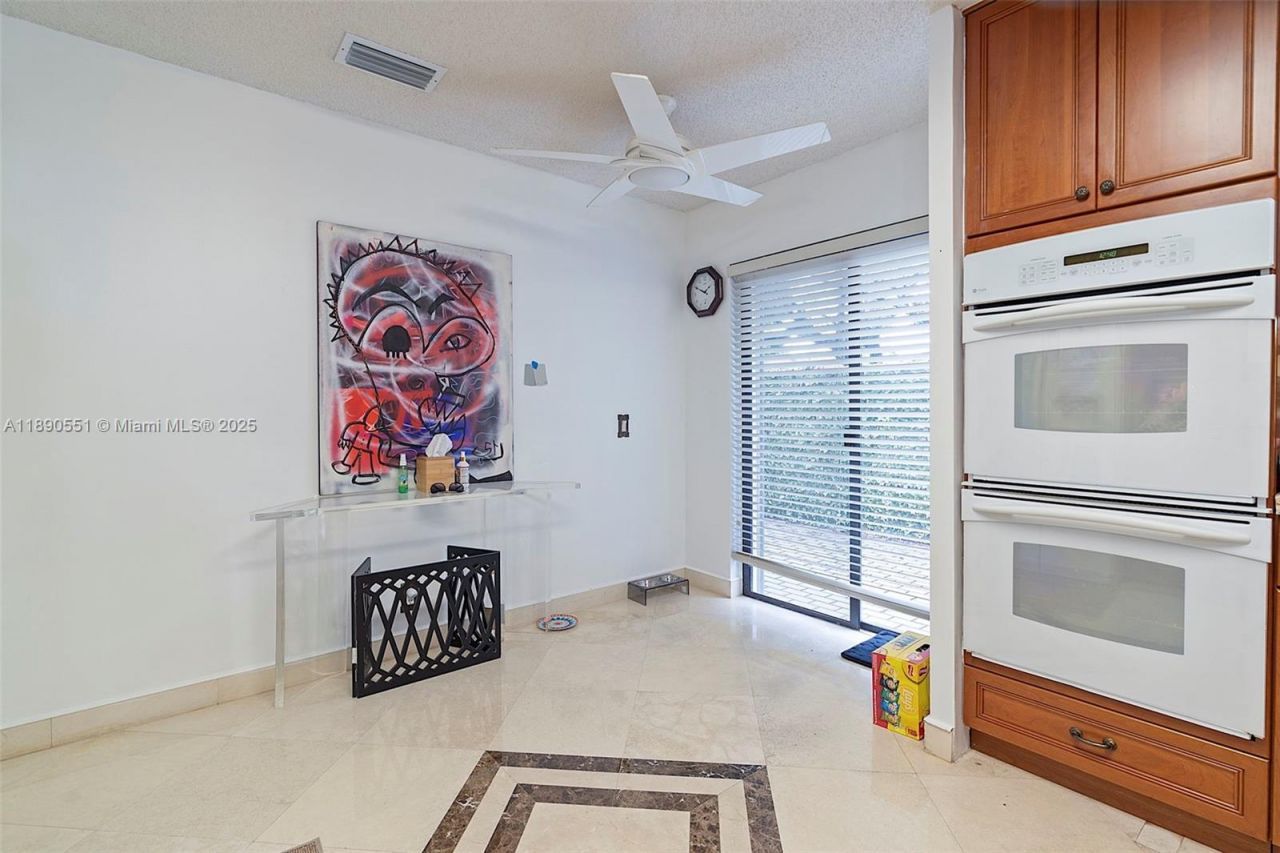 2330 Dover, Weston, FL 33326 Photo