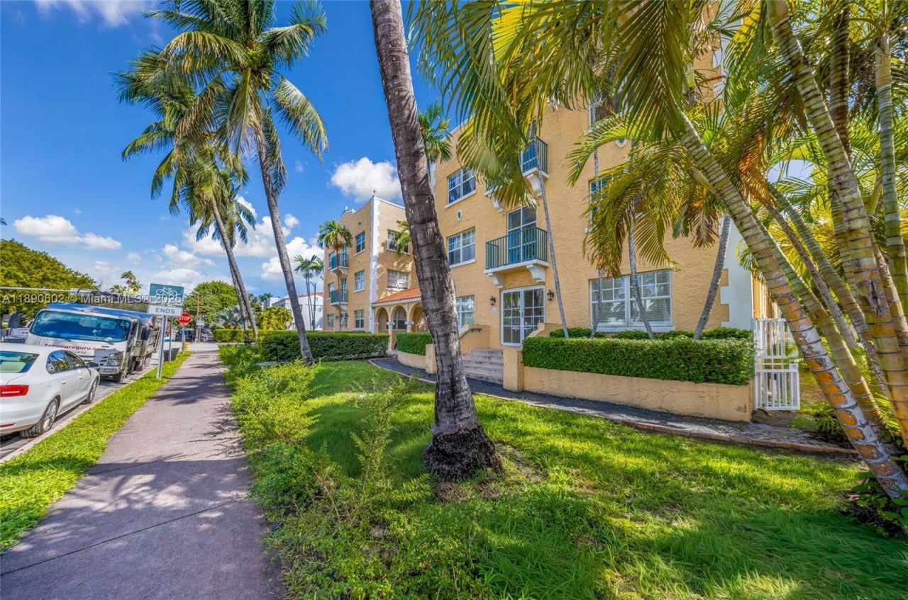 1255 Pennsylvania Ave, Unit 307, Miami Beach, FL 33139 Photo