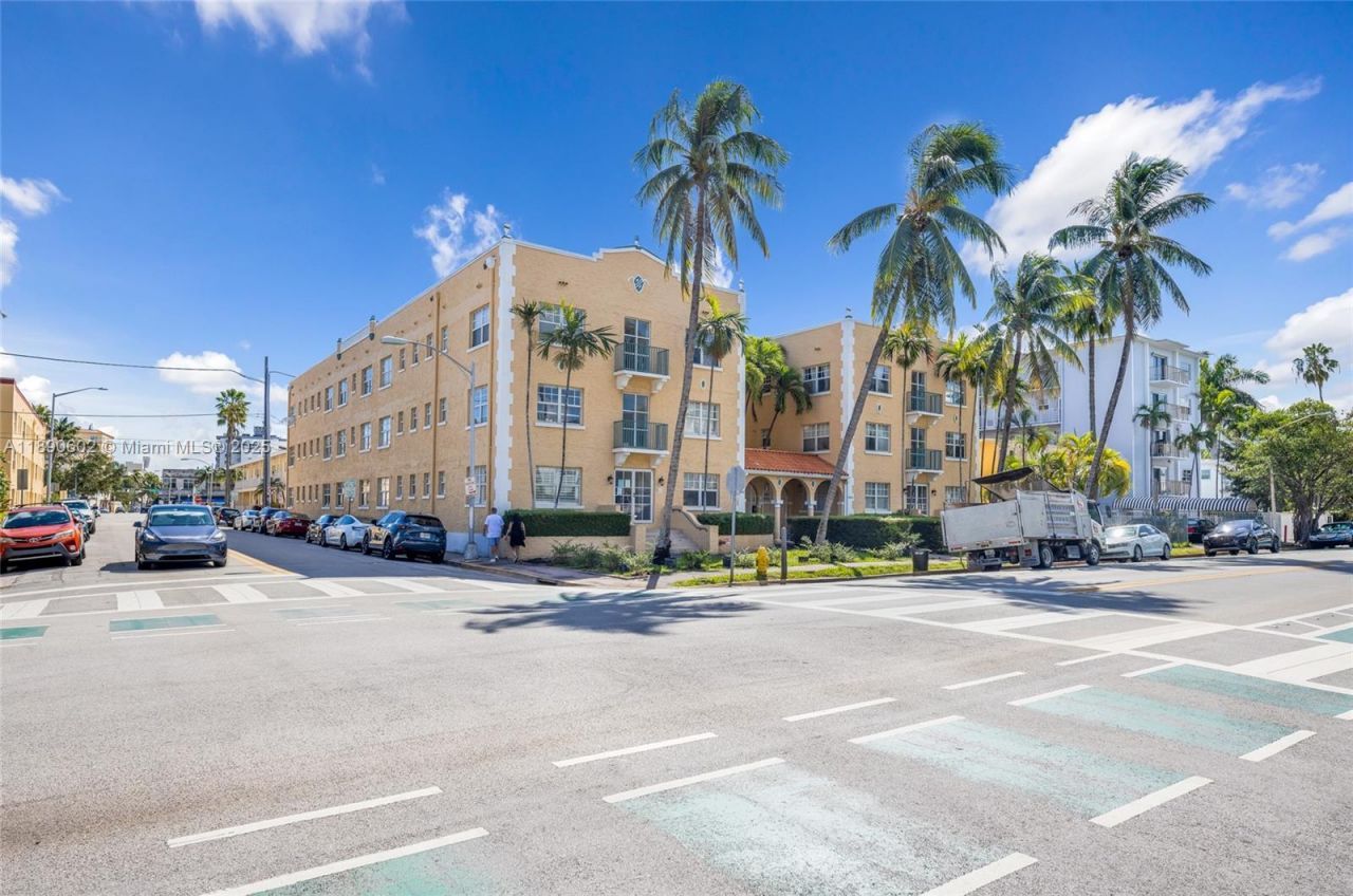 1255 Pennsylvania Ave, Unit 307, Miami Beach, FL 33139 Photo