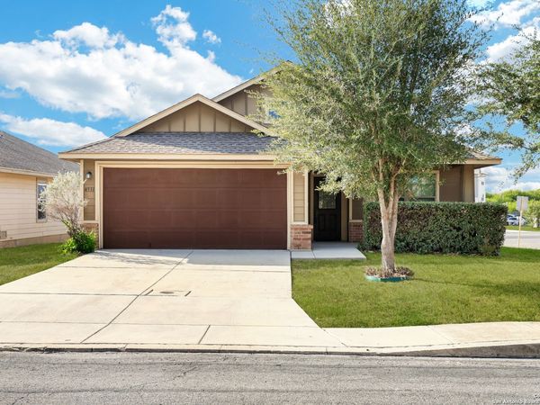 4931 Badland Beacon, Converse, TX 78109