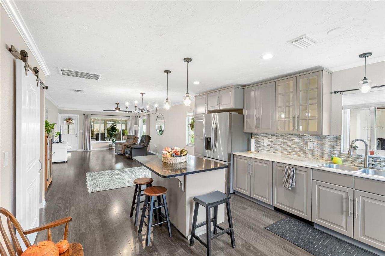 6403 Auburn Avenue, Bradenton, FL 34207 Photo