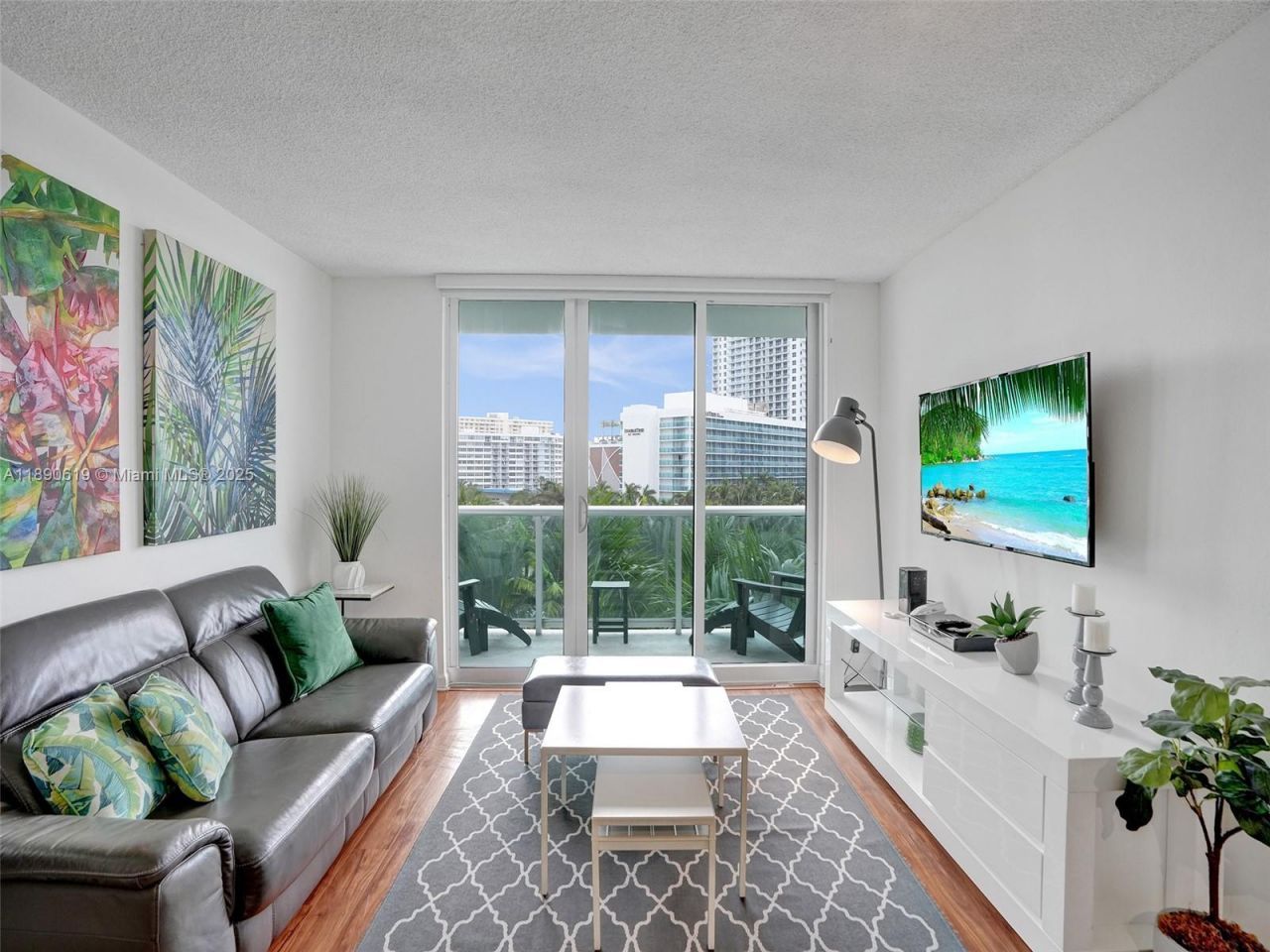 3901 S Ocean Dr, Unit 6V, Hollywood, FL 33019 Photo