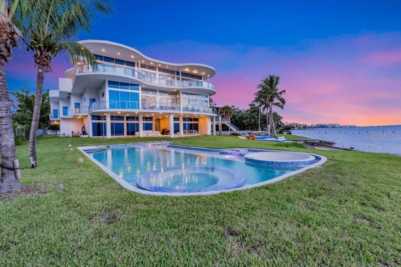 4035 Bay Shore Road, Sarasota, FL 34234 Photo