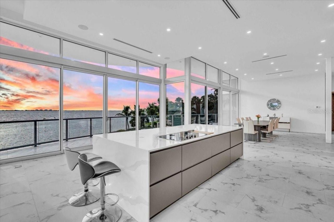 4035 Bay Shore Road, Sarasota, FL 34234 Photo