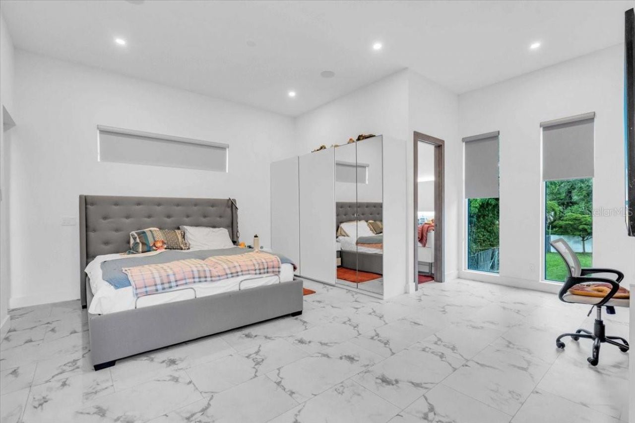 4035 Bay Shore Road, Sarasota, FL 34234 Photo