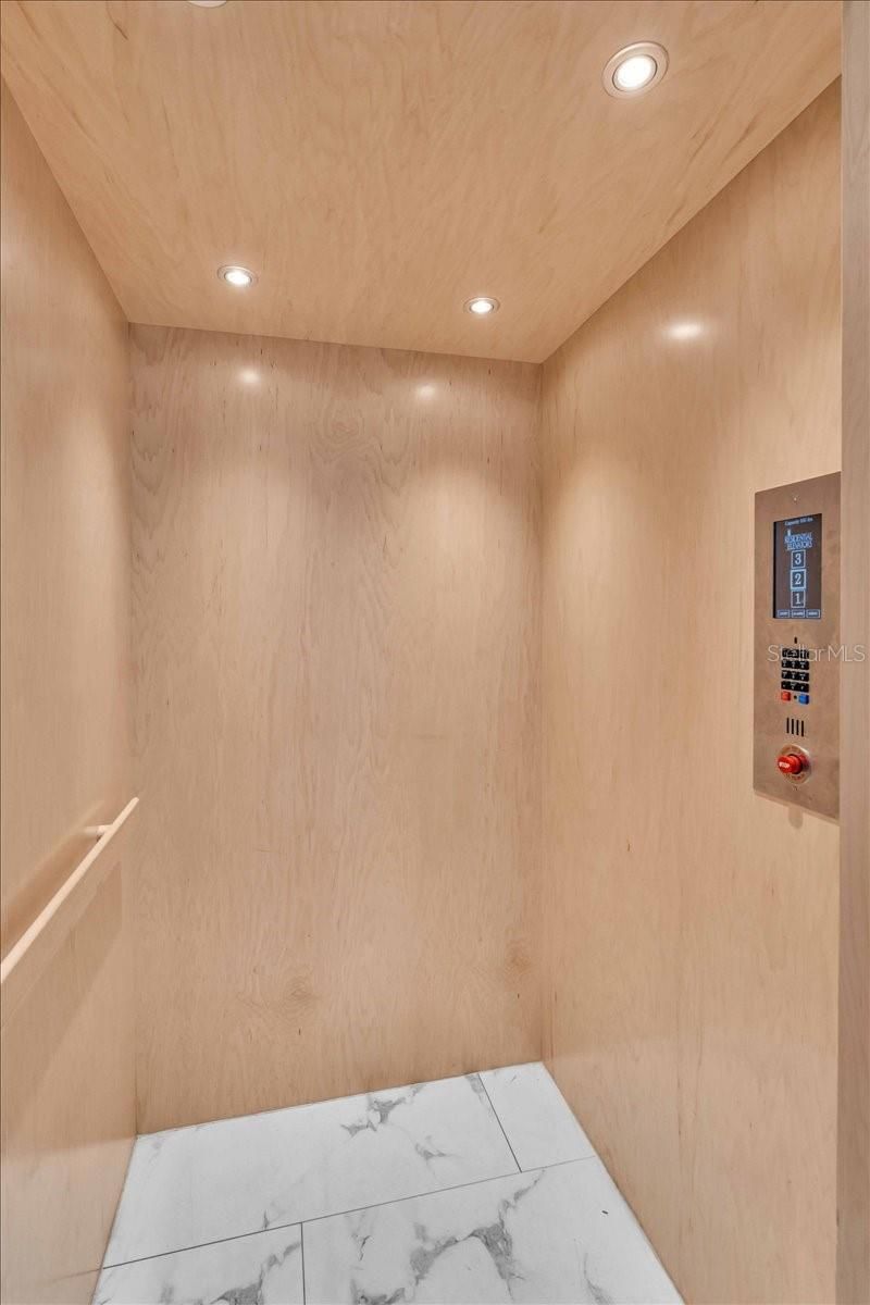 4035 Bay Shore Road, Sarasota, FL 34234 Photo