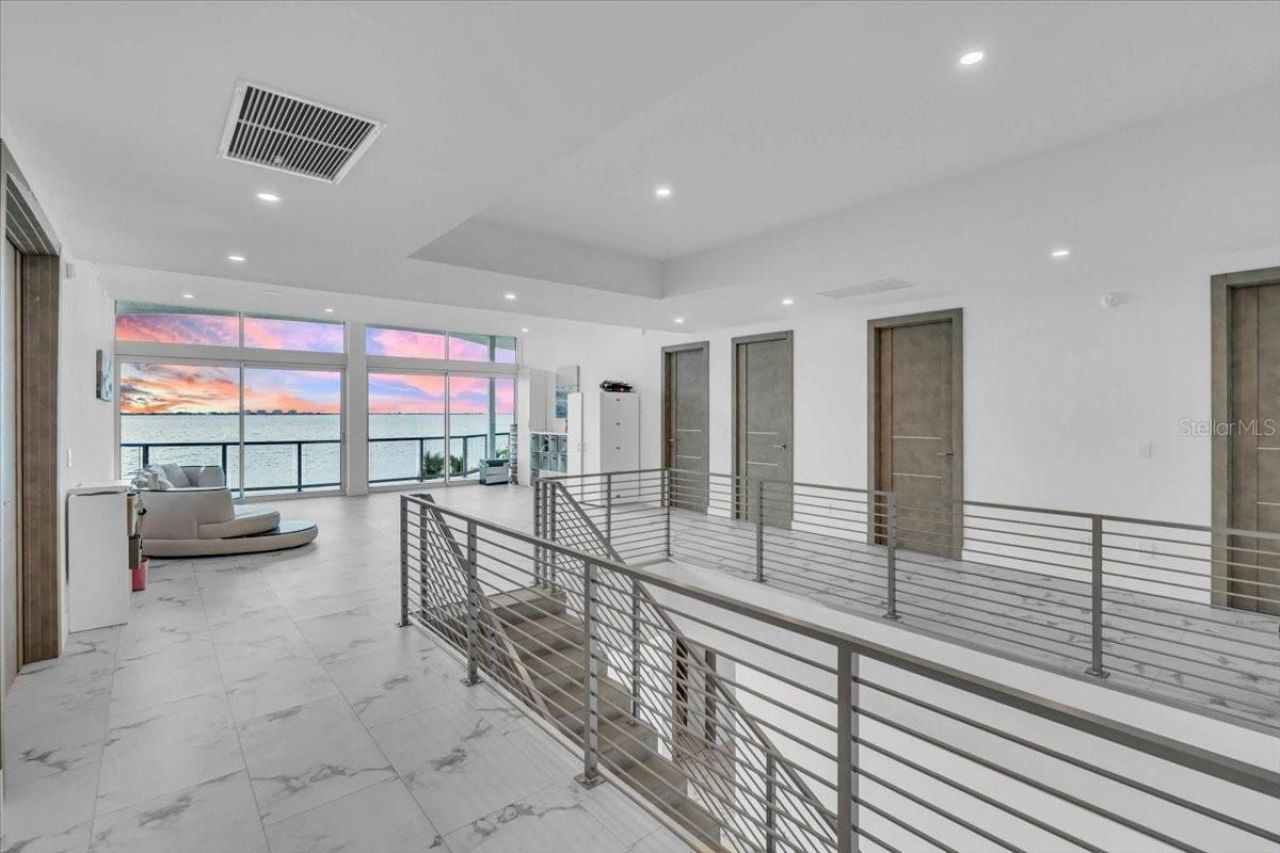 4035 Bay Shore Road, Sarasota, FL 34234 Photo