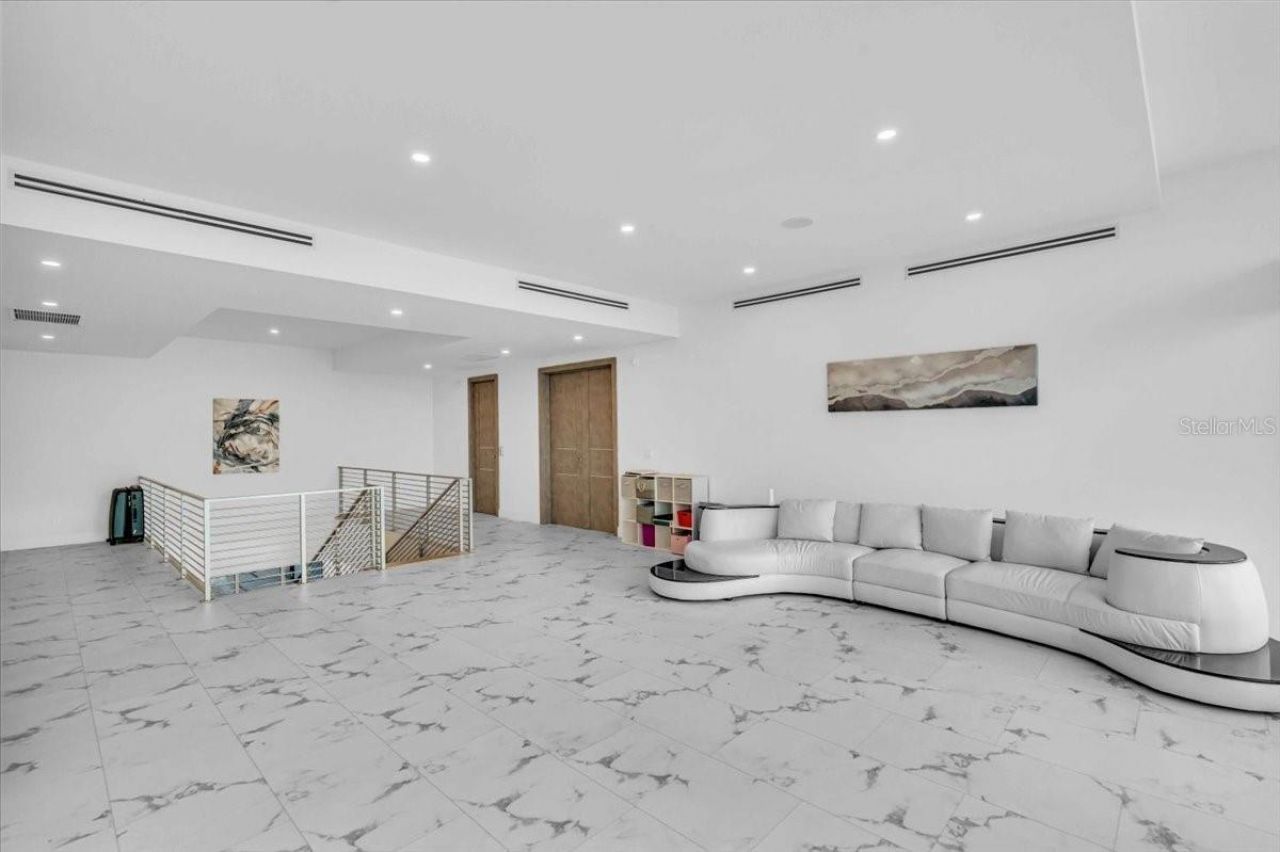 4035 Bay Shore Road, Sarasota, FL 34234 Photo