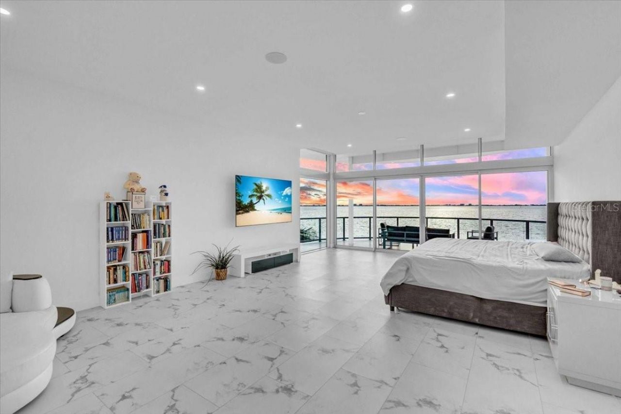 4035 Bay Shore Road, Sarasota, FL 34234 Photo