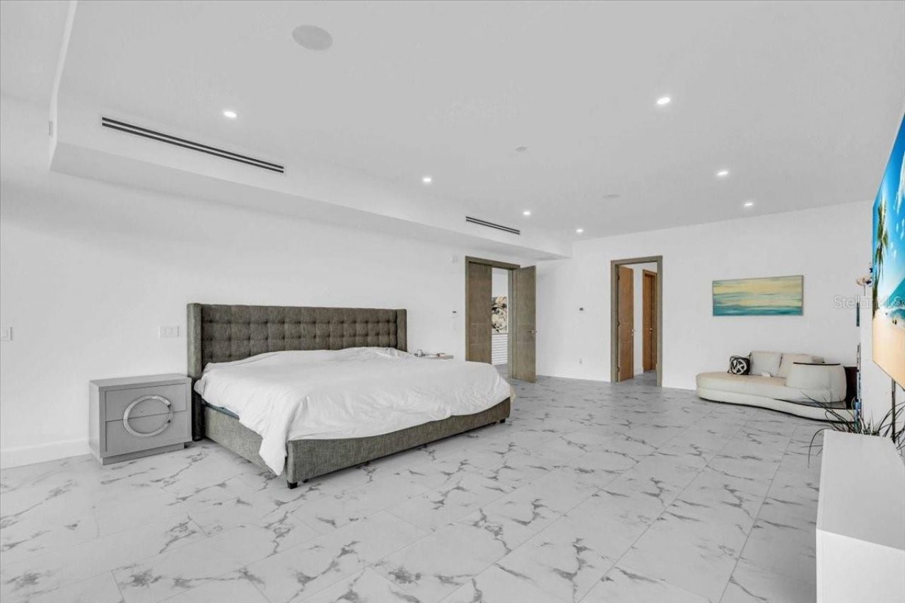 4035 Bay Shore Road, Sarasota, FL 34234 Photo