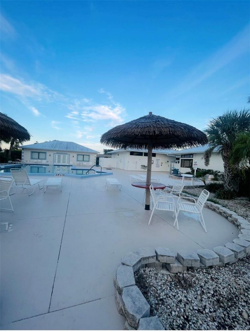 2200 E Village Court, Venice, FL 34293 Photo