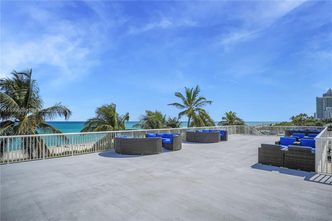 5401 Collins Ave, Unit 819, Miami Beach, FL 33140 Photo