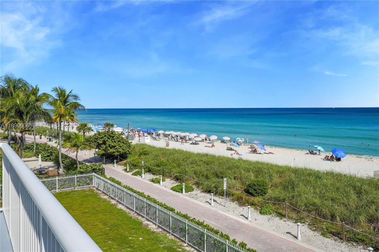 5401 Collins Ave, Unit 819, Miami Beach, FL 33140 Photo