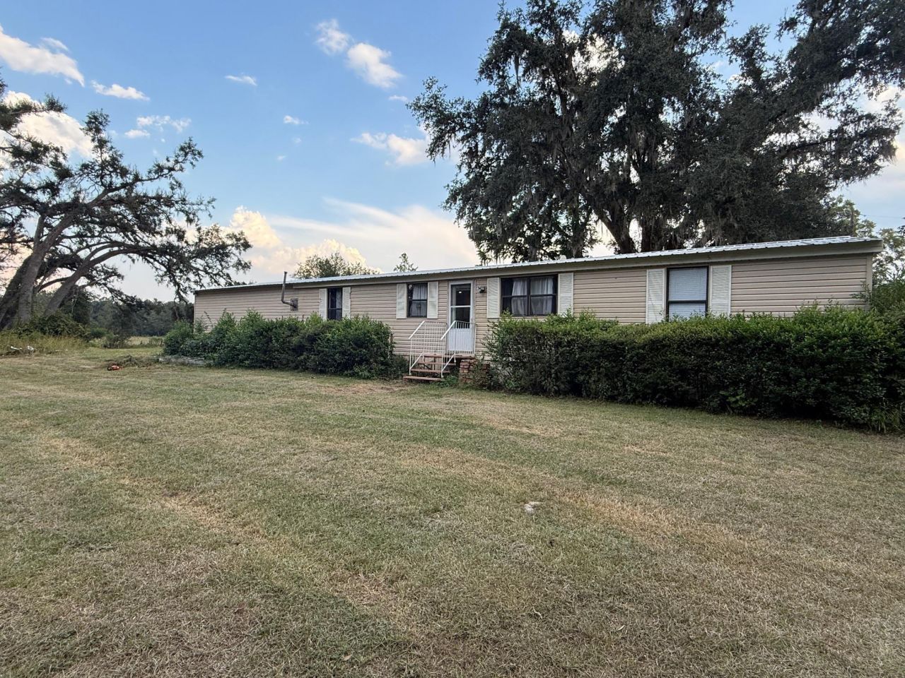 560 NE Fir Street, Pinetta, FL 32350 Photo