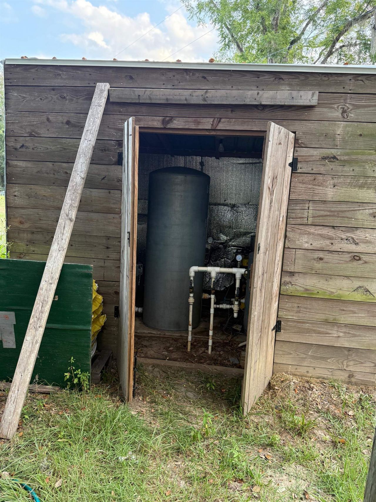 560 NE Fir Street, Pinetta, FL 32350 Photo