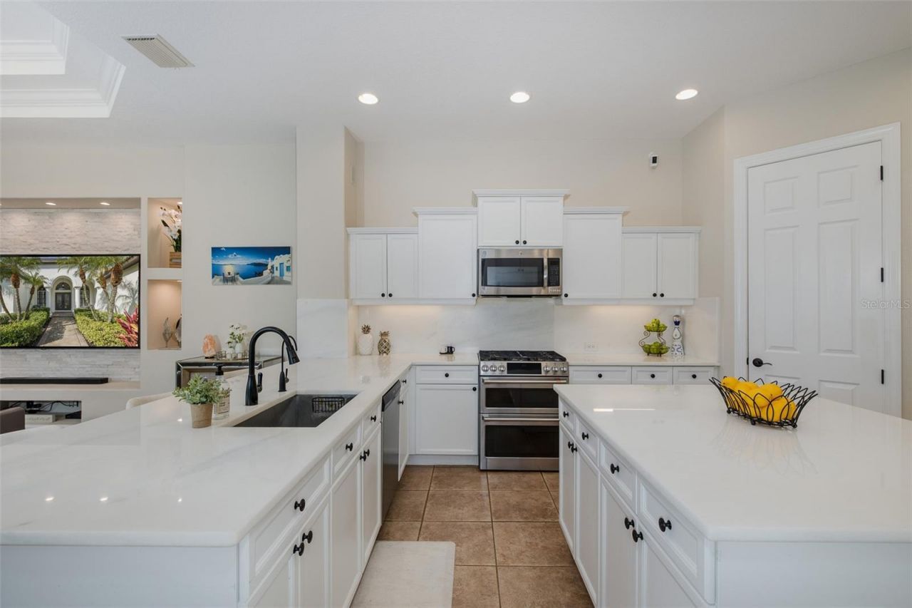 1429 El Pardo Drive, Trinity, FL 34655 Photo