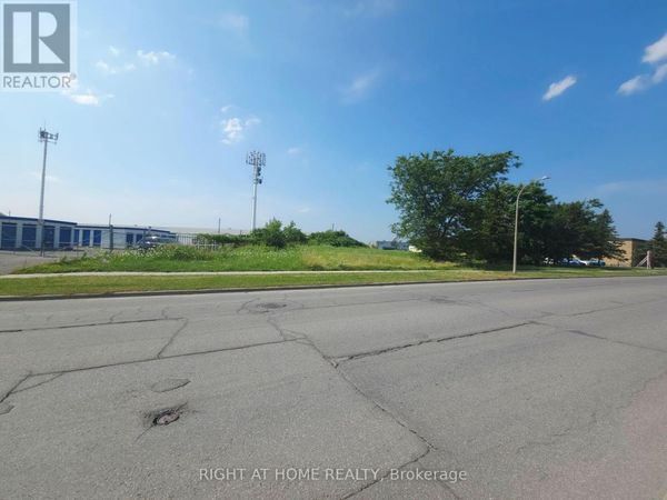 5351 Canotek Road, Ottawa, ON K1J1J5