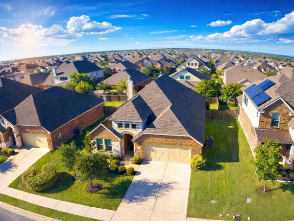 1017 Hillrose DR, Leander, TX 78641