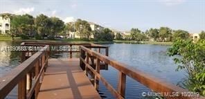250 Jacaranda Dr, Unit 305, Plantation, FL 33324 Photo