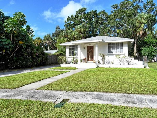 1931 EDGEWATER DRIVE, SARASOTA, FL 34234