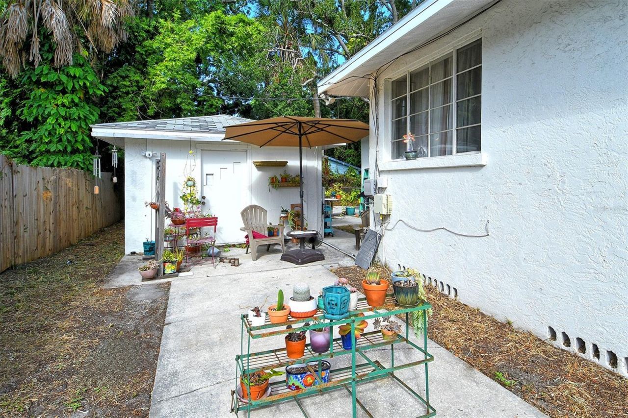 1931 Edgewater Drive, Sarasota, FL 34234 Photo