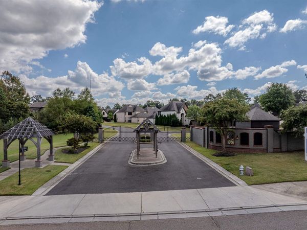 873 WINTERFIELDS DR, Cordova, TN 38018