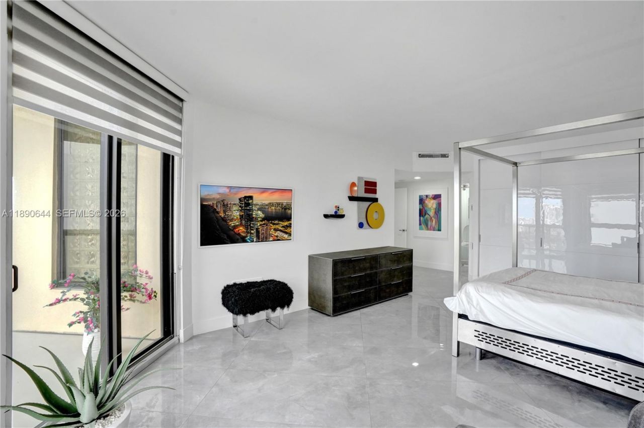 20191 E Country Club Dr, Unit 2606, Aventura, FL 33180 Photo