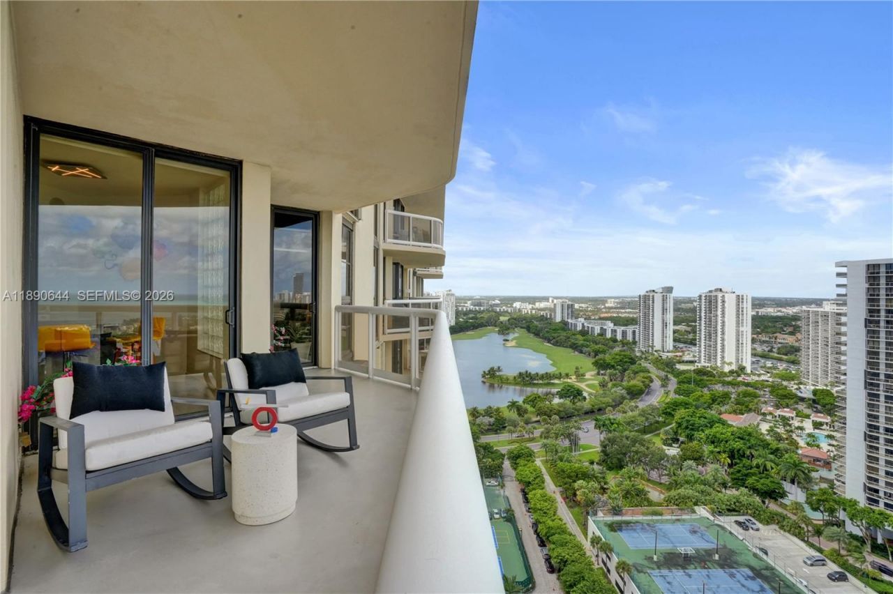 20191 E Country Club Dr, Unit 2606, Aventura, FL 33180 Photo