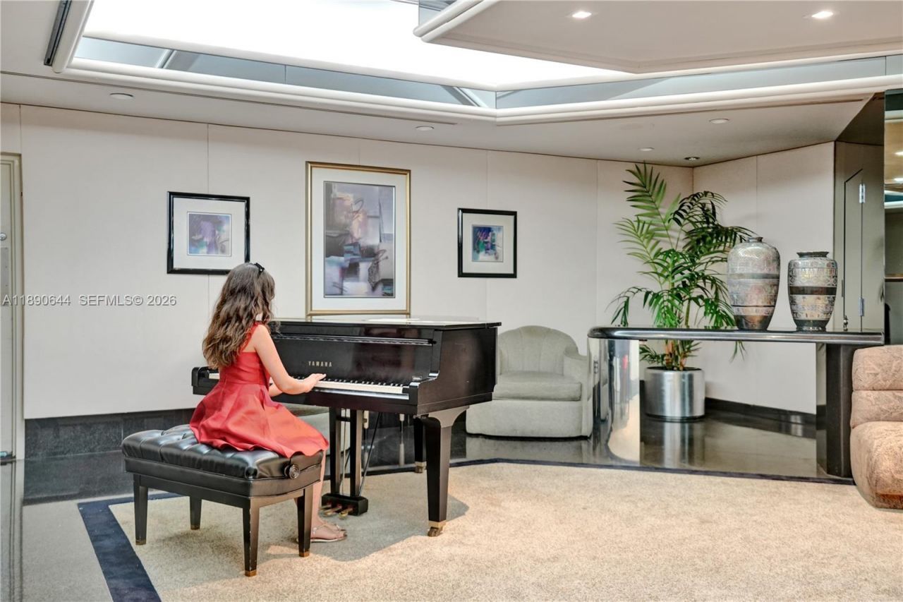 20191 E Country Club Dr, Unit 2606, Aventura, FL 33180 Photo